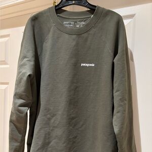 Patagonia Olive Crewneck Sweatshirt XL worn once